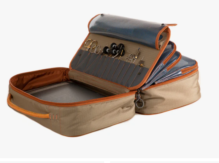 FISHPOND FLY TYING KIT